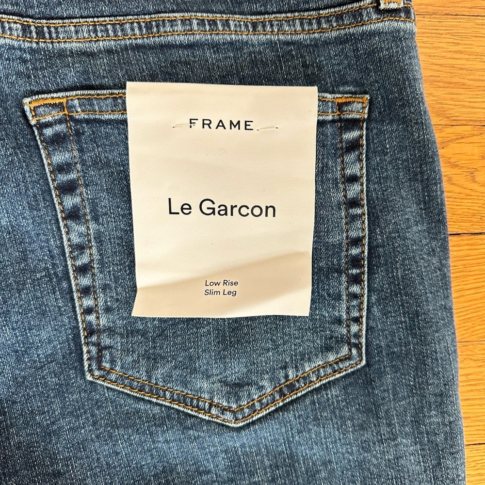 FRAME Le Garçon Low Rise Slim Leg Jeans - Medium Wash. Size 31. NWT - Picture 3 of 7